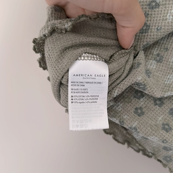 American Eagle Floral Waffle Baby Tee - Picture 5 of 5